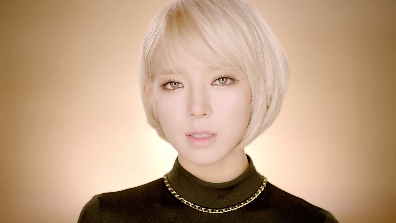 AOA 에이오에이 Miniskirt 짧은 치마 Areia Remix