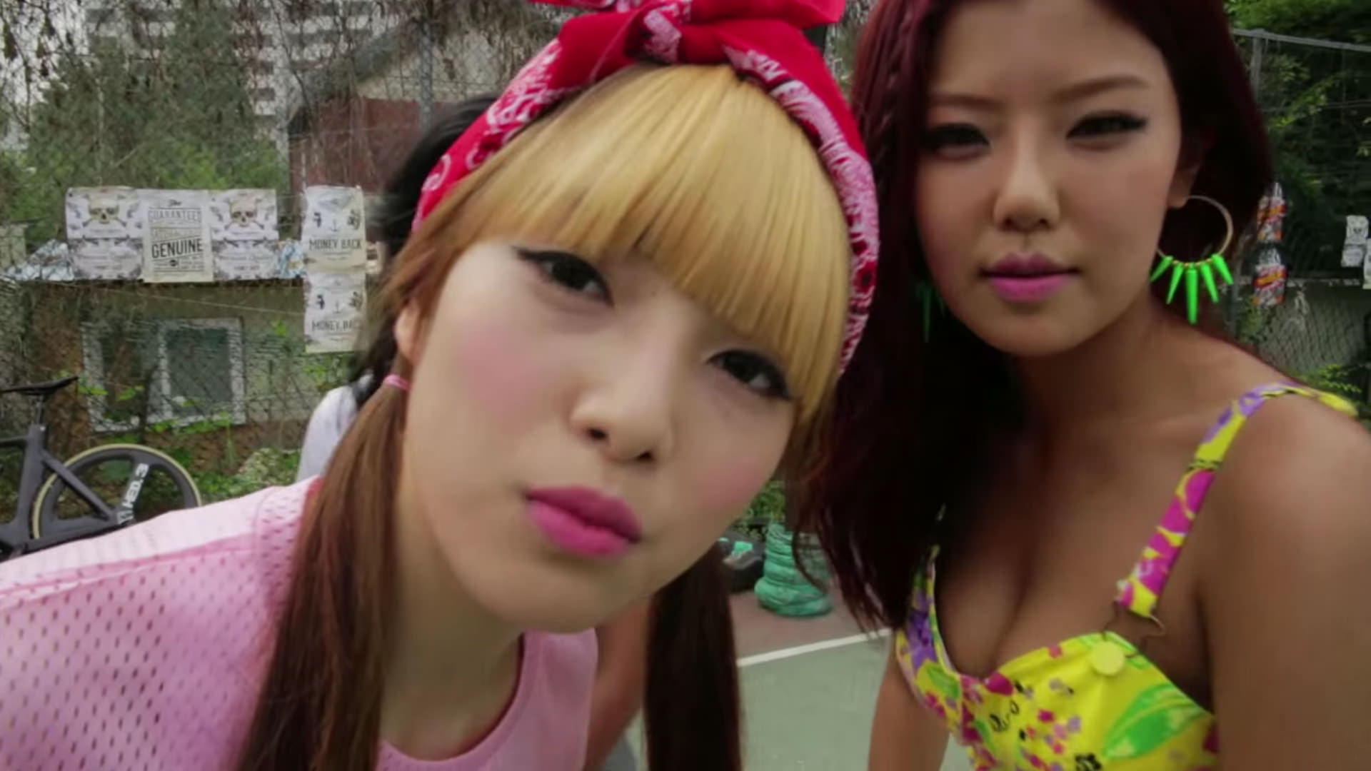 Wa$$up 와썹 Hotter than a Summer